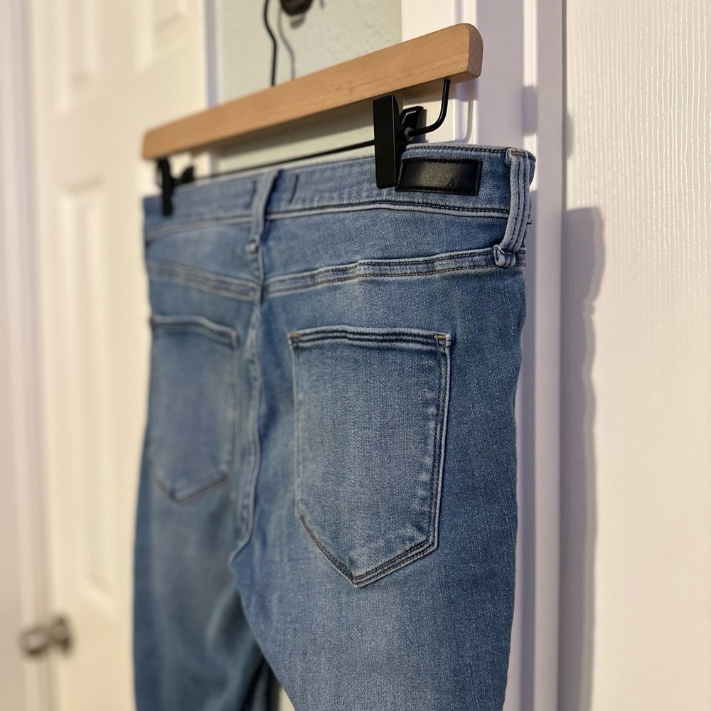 Abercrombie & Fitch Mid Rise Jean Leggings Size: 27 (4S) - Picture 4 of 6